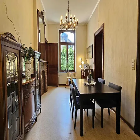 别墅 Heritage In With Garden, Cleaning Included 斯帕