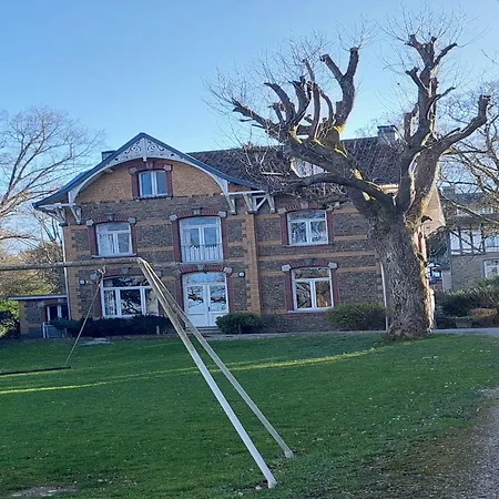Heritage In With Garden, Cleaning Included *