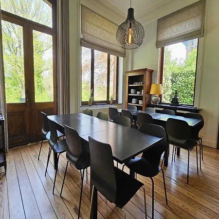 Heritage In With Garden, Cleaning Included *