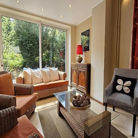 别墅 Heritage In With Garden, Cleaning Included *